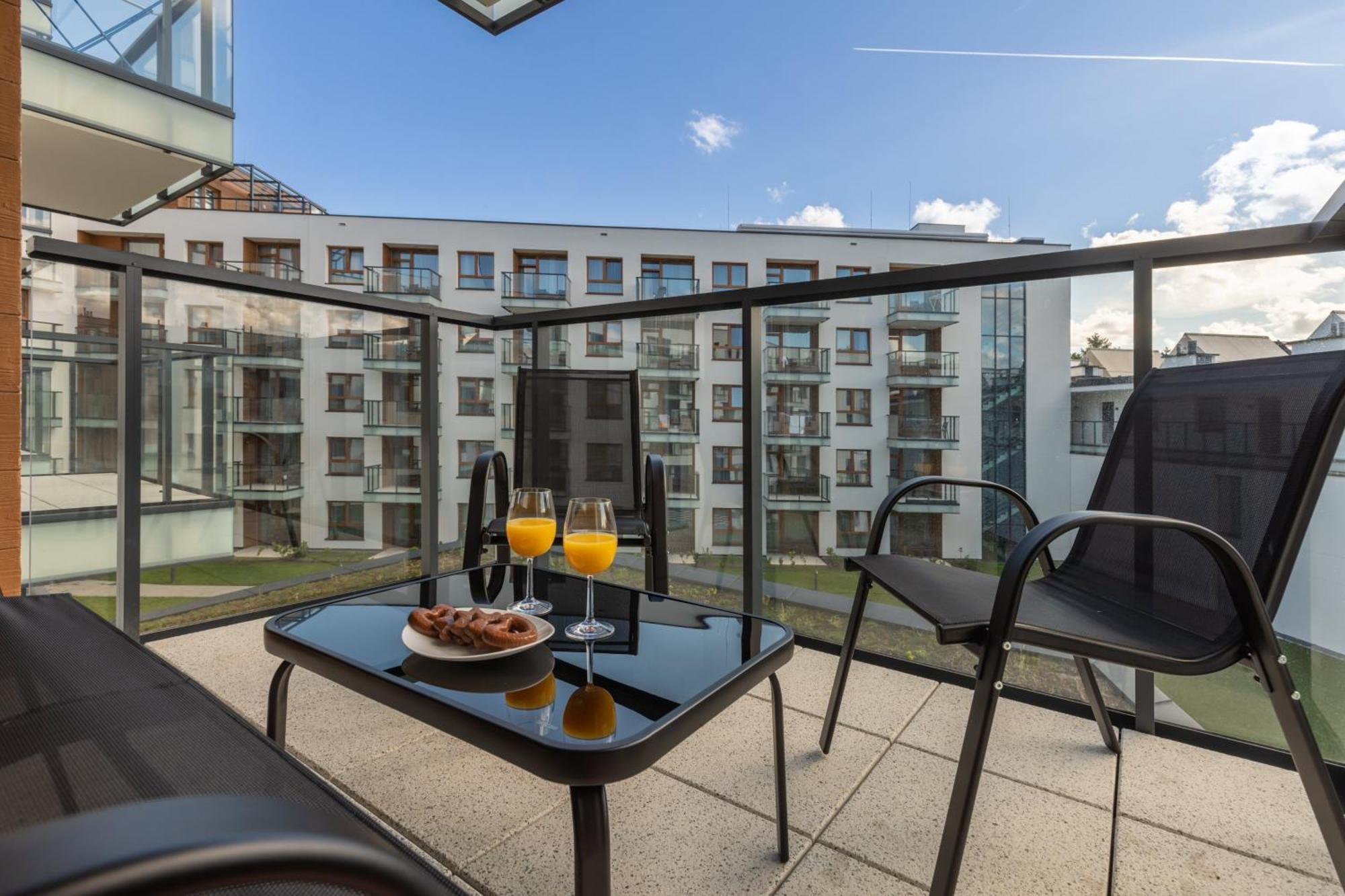 Sun & Beach Apartments Bel Mare With Parking By Noclegi Renters 米兹多洛杰 外观 照片