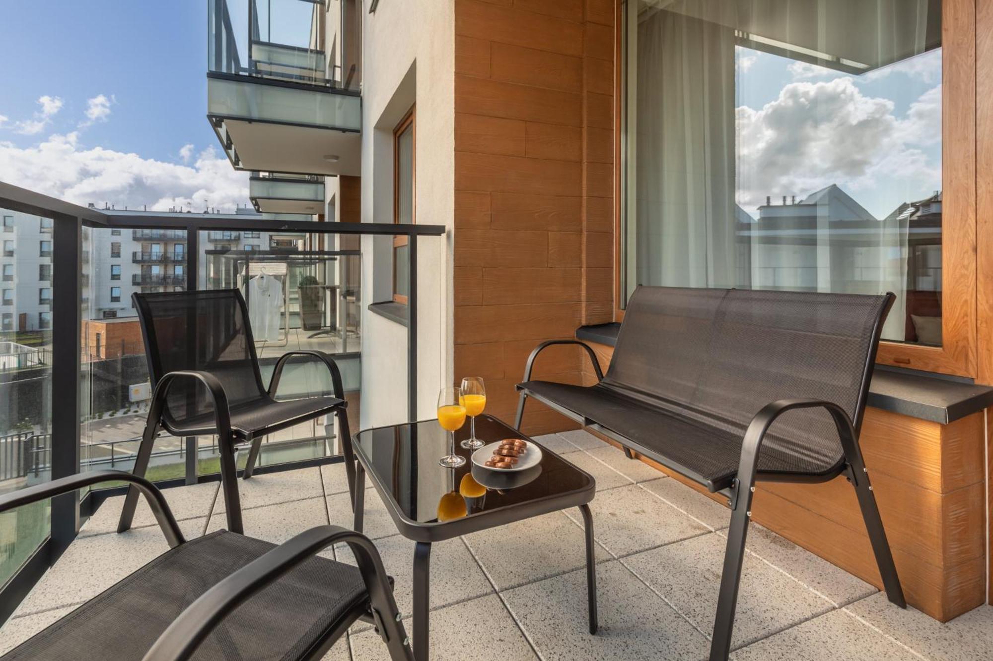 Sun & Beach Apartments Bel Mare With Parking By Noclegi Renters 米兹多洛杰 外观 照片