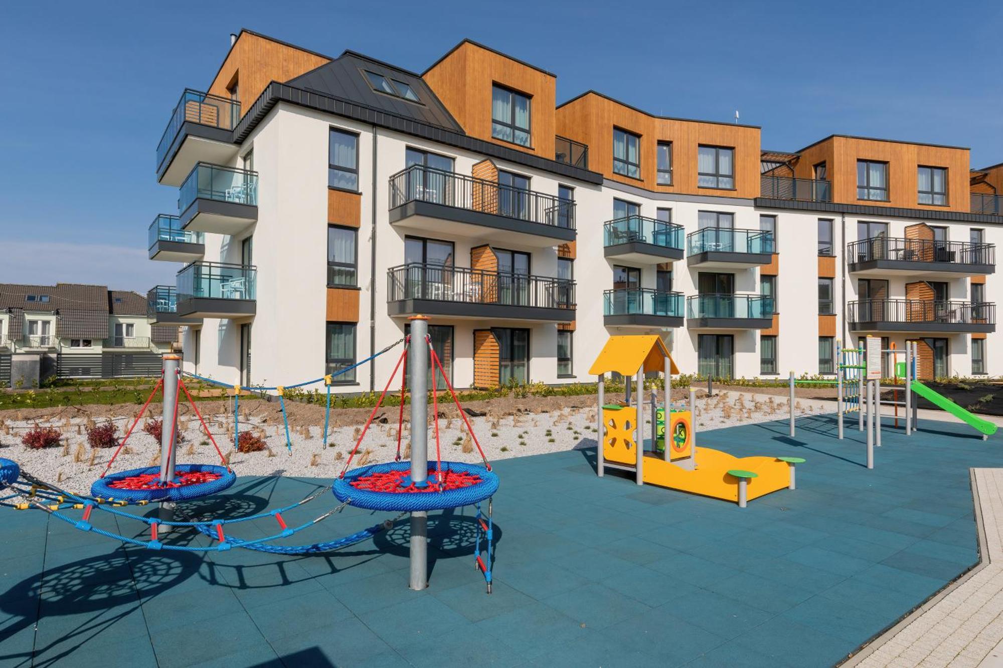 Sun & Beach Apartments Bel Mare With Parking By Noclegi Renters 米兹多洛杰 外观 照片